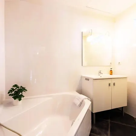 Superbe 3 Pieces A 3 Min De La Croisette - Superbe 3 Pieces A 3 Min De La Croisette Mae-2813 Apartment Cannes
